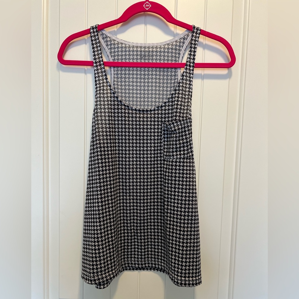 Guess Boyfriend Tank Top, Small, Black & White Houndstooth